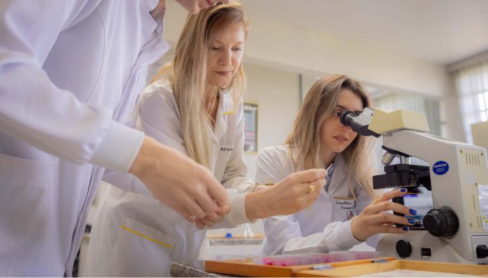 Foto: SETI Universidades estaduais: pesquisadores estão entre os 10% mais influentes do mundo